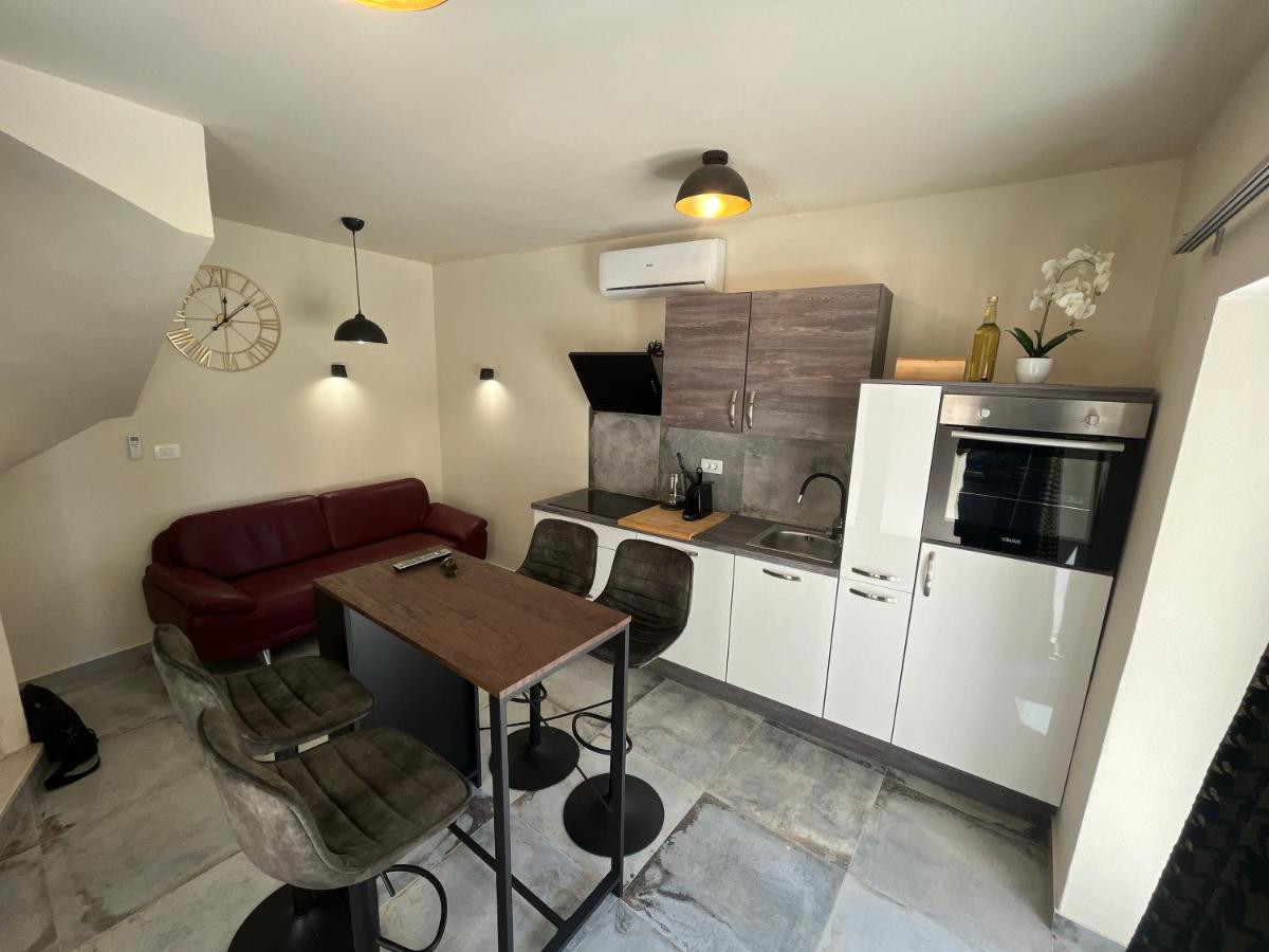 Villa Townhouse Sea View Zara Esterno foto