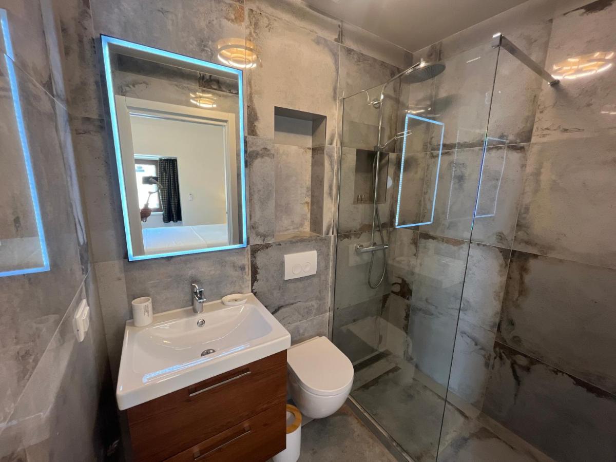 Villa Townhouse Sea View Zara Esterno foto